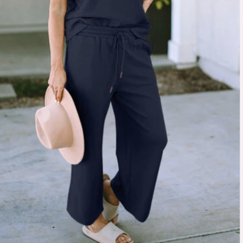 Textured Flare Drawstring Pants